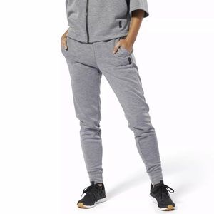 Reebox Women’s Training Supply Knit Pants.
